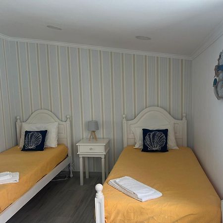 Flipflops Apartment Nazare Bagian luar foto